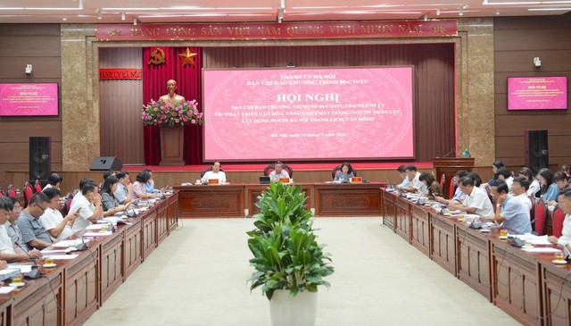 Hà Nội đạt nhiều kết quả tích cực về phát triển văn hóa, con người Thủ đô - Ảnh 3. Hà Nội đạt nhiều kết quả tích cực về phát triển văn hóa, con người Thủ đô - Ảnh 3.
