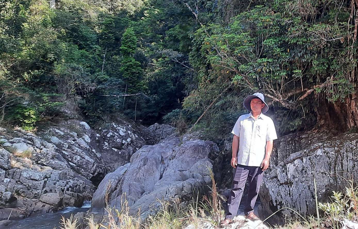 Vùng Đông Trường Sơn ở Kon Tum có một thác nước hoang sơ trong rừng nguyên sinh, đến tận nơi thấy bất ngờ- Ảnh 3. Vùng Đông Trường Sơn ở Kon Tum có một thác nước hoang sơ trong rừng nguyên sinh, đến tận nơi thấy bất ngờ- Ảnh 3.