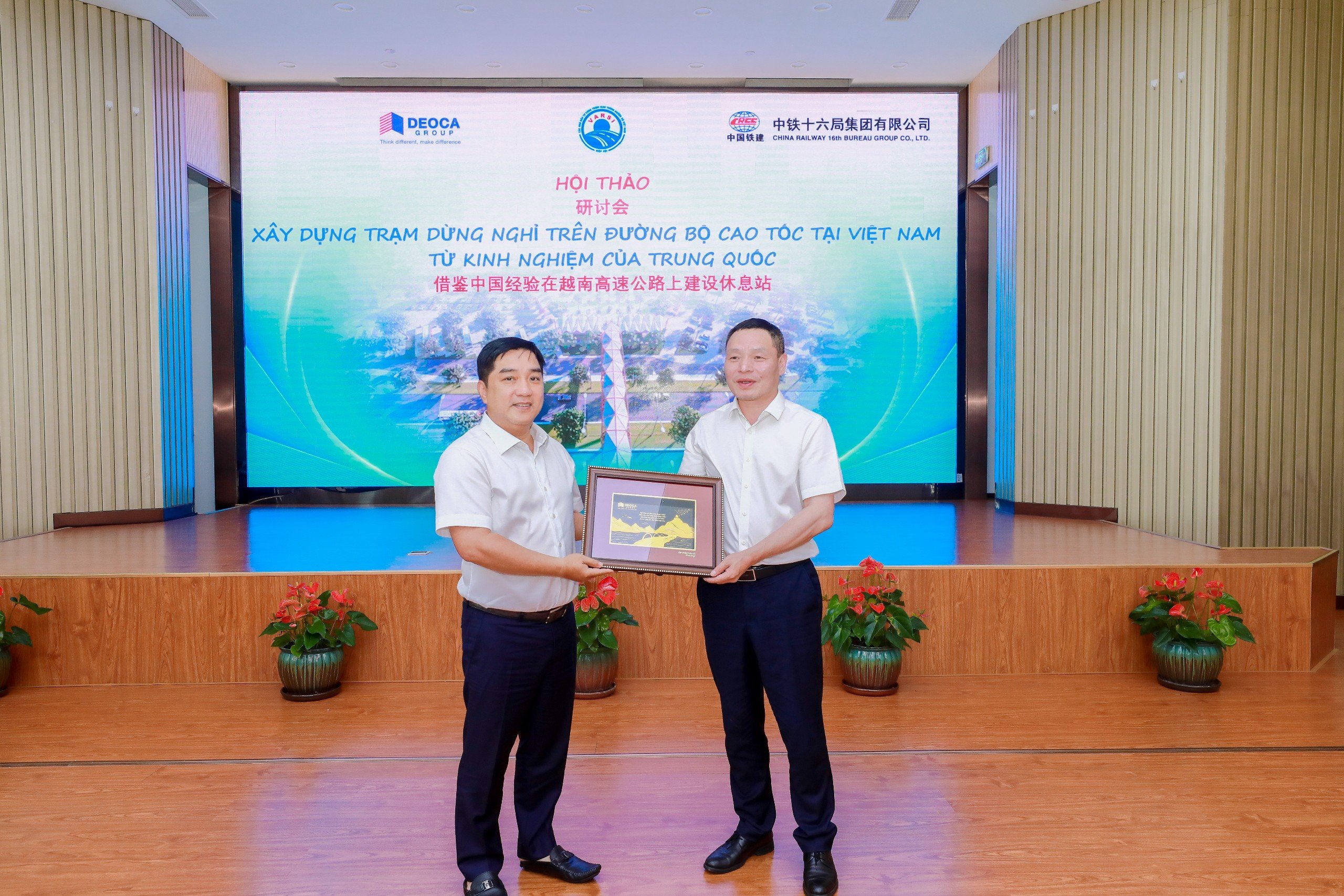 Tìm hướng đi phù hợp cho trạm dừng nghỉ cao tốc- Ảnh 4. Tìm hướng đi phù hợp cho trạm dừng nghỉ cao tốc- Ảnh 4.