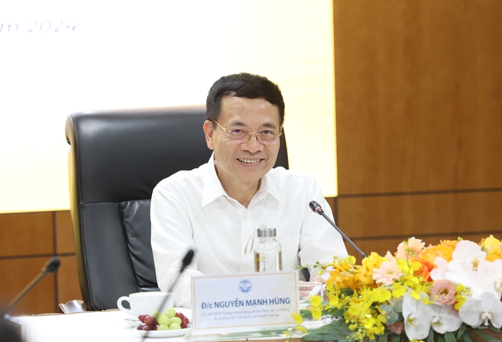 Thế hệ trẻ hãy thử và mạnh dạn thử đến tận cùng để tìm ra chính mình- Ảnh 2. Thế hệ trẻ hãy thử và mạnh dạn thử đến tận cùng để tìm ra chính mình- Ảnh 2.