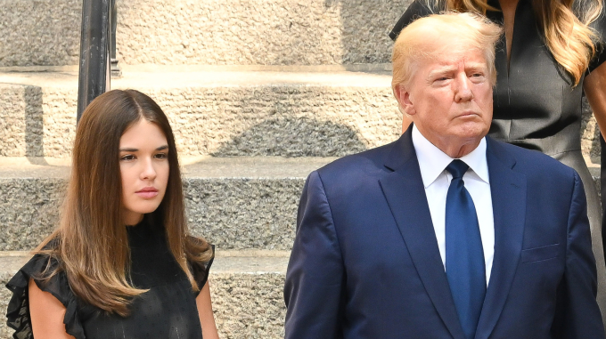 Cháu nội 17 tuổi của ông Donald Trump là tâm điểm trong cuộc vận động tranh cử - Ảnh 9. Cháu nội 17 tuổi của ông Donald Trump là tâm điểm trong cuộc vận động tranh cử - Ảnh 9.