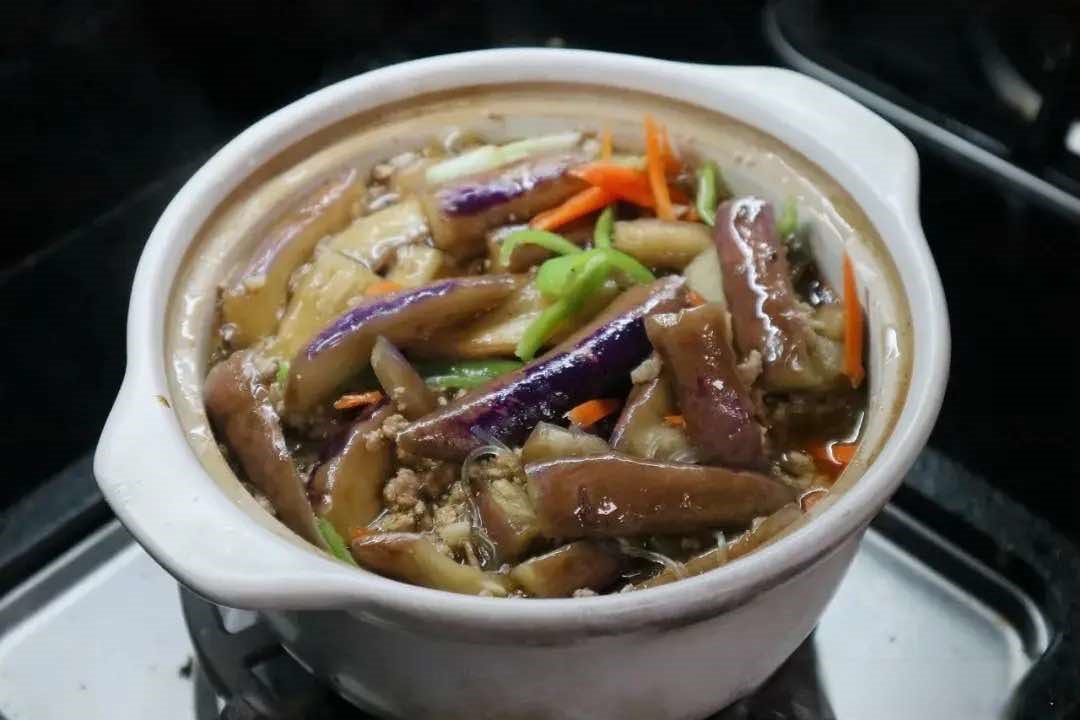 Món ăn này toàn nguyên liệu dễ mua, kết hợp trong 1 nồi vừa đơn giản lại rất ngon và tốt cho sức khỏe - Ảnh 5. Món ăn này toàn nguyên liệu dễ mua, kết hợp trong 1 nồi vừa đơn giản lại rất ngon và tốt cho sức khỏe - Ảnh 5.