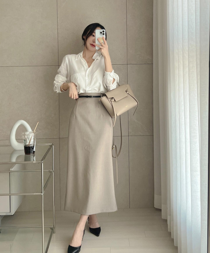 10 cách kết hợp áo sơ mi với chân váy thanh lịch, tôn dáng - Ảnh 11. 10 cách kết hợp áo sơ mi với chân váy thanh lịch, tôn dáng - Ảnh 11.