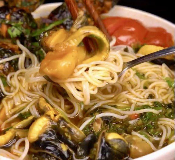 Bún ốc, thức quà dân dã của người Hà Nội- Ảnh 2. Bún ốc, thức quà dân dã của người Hà Nội- Ảnh 2.