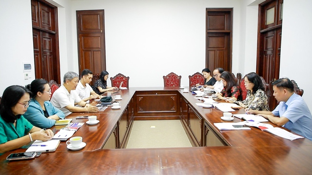 Ngày văn hóa doanh nghiệp Việt Nam ở nước ngoài: Thúc đẩy giao lưu kinh tế, văn hóa giữa Việt Nam và châu Âu - Ảnh 3. Ngày văn hóa doanh nghiệp Việt Nam ở nước ngoài: Thúc đẩy giao lưu kinh tế, văn hóa giữa Việt Nam và châu Âu - Ảnh 3.