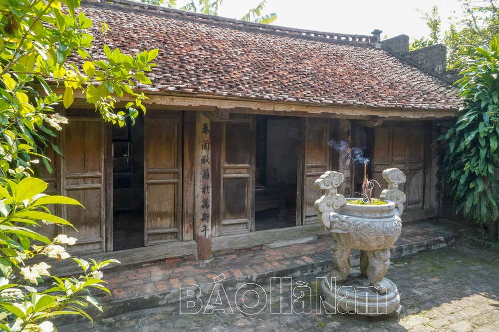 Làng cổ ở Hà Nam đẹp như phim, từ đường Nguyễn Khuyến là nhà cổ, bia đá khắc bài thơ nổi tiếng- Ảnh 10. Làng cổ ở Hà Nam đẹp như phim, từ đường Nguyễn Khuyến là nhà cổ, bia đá khắc bài thơ nổi tiếng- Ảnh 10.