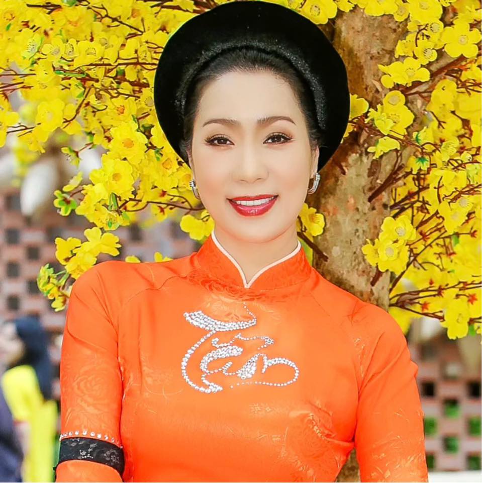 NSND Trịnh Kim Chi hóa thân NSND Trịnh Kim Chi hóa thân