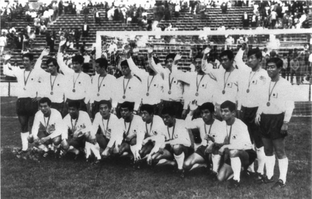 Bóng đá nam châu Á tại Olympic: Nhật Bản và Iraq từng tạo nên kỳ tích- Ảnh 2. Bóng đá nam châu Á tại Olympic: Nhật Bản và Iraq từng tạo nên kỳ tích- Ảnh 2.