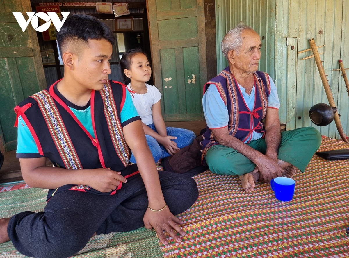 nhớ lời tổng bí thư, người tây nguyên đoàn kết, gìn giữ văn hóa dân tộc hình ảnh 3 nho loi tong bi thu, nguoi tay nguyen doan ket, gin giu van hoa dan toc hinh anh 3