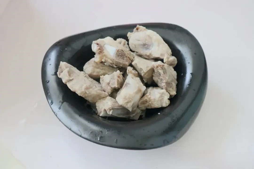 Loại quả chỉ có vào mùa hè, dùng nấu canh: Giúp dưỡng dạ dày, trị ho, đẹp da lại vô cùng ngon miệng - Ảnh 2. Loại quả chỉ có vào mùa hè, dùng nấu canh: Giúp dưỡng dạ dày, trị ho, đẹp da lại vô cùng ngon miệng - Ảnh 2.