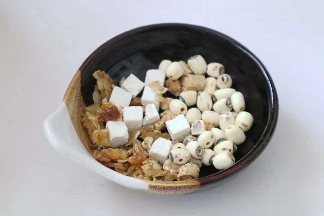 Loại quả chỉ có vào mùa hè, dùng nấu canh: Giúp dưỡng dạ dày, trị ho, đẹp da lại vô cùng ngon miệng - Ảnh 4. Loại quả chỉ có vào mùa hè, dùng nấu canh: Giúp dưỡng dạ dày, trị ho, đẹp da lại vô cùng ngon miệng - Ảnh 4.