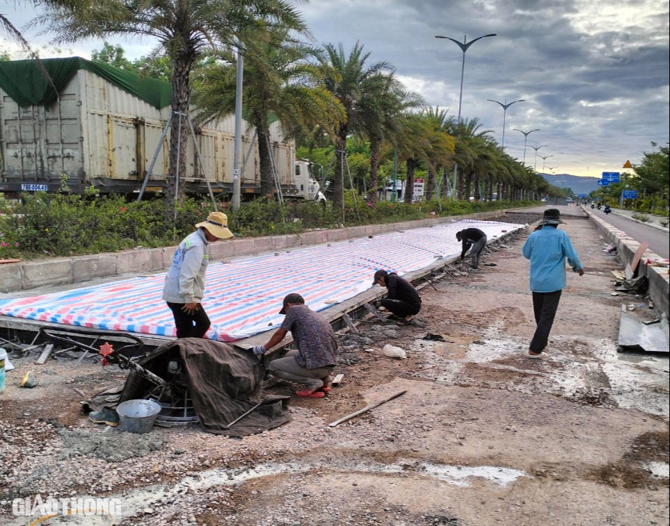 Xây dựng 2 trạm kiểm tra phương tiện tự động đầu tiên qua Bình Định- Ảnh 5. Xây dựng 2 trạm kiểm tra phương tiện tự động đầu tiên qua Bình Định- Ảnh 5.