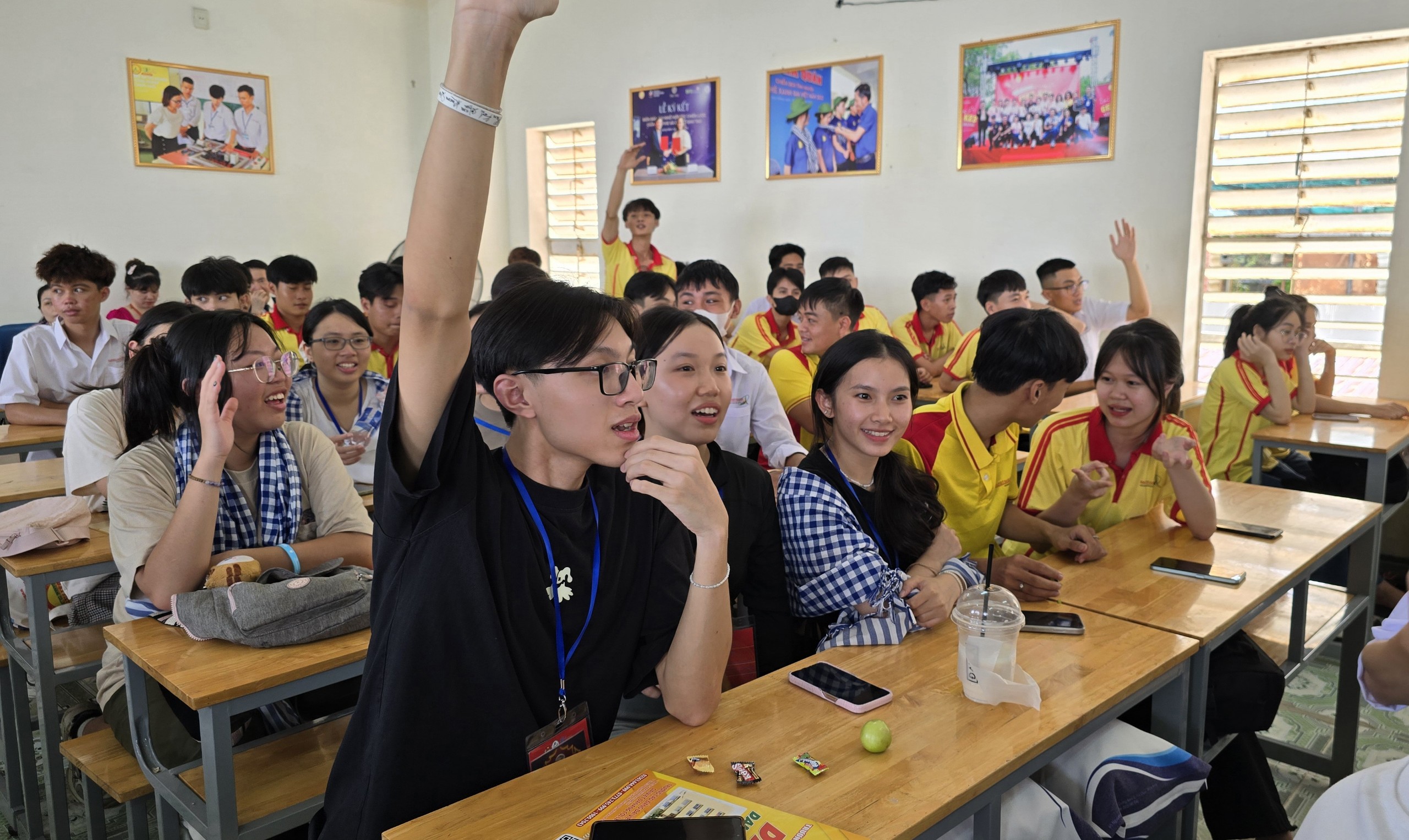 Đoàn Thanh thiếu niên kiều bào và tuổi trẻ TP HCM giao lưu với sinh viên Đà Nẵng- Ảnh 2. Đoàn Thanh thiếu niên kiều bào và tuổi trẻ TP HCM giao lưu với sinh viên Đà Nẵng- Ảnh 2.