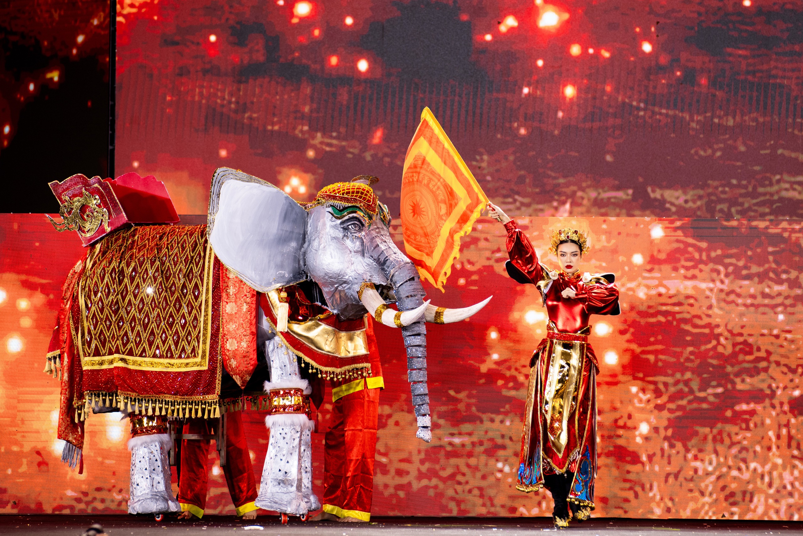 BTC Miss Grand Vietnam xin lỗi vì nhầm lẫn thông tin trong phần trình diễn trang phục BTC Miss Grand Vietnam xin lỗi vì nhầm lẫn thông tin trong phần trình diễn trang phục