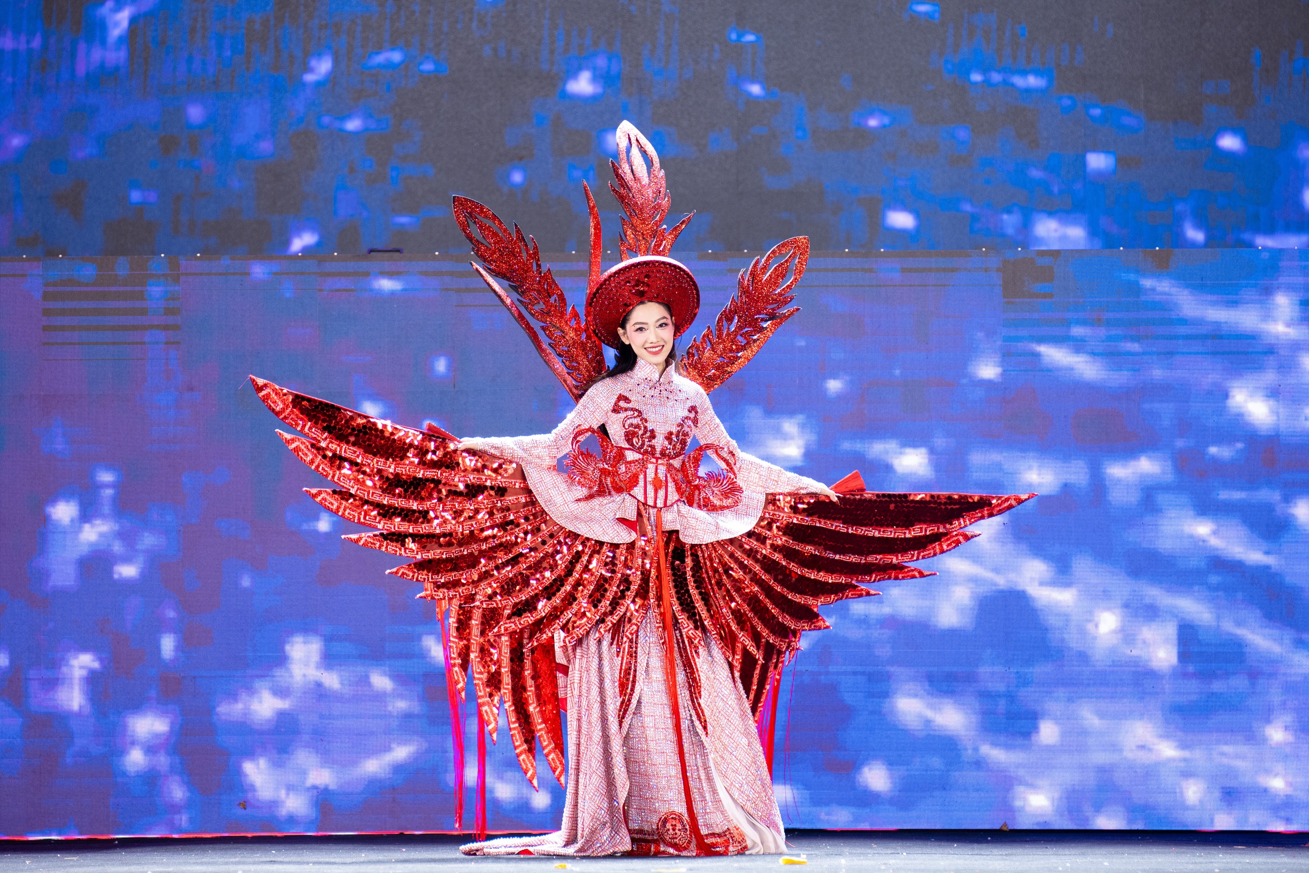 BTC Miss Grand Vietnam xin lỗi vì nhầm lẫn thông tin trong phần trình diễn trang phục BTC Miss Grand Vietnam xin lỗi vì nhầm lẫn thông tin trong phần trình diễn trang phục