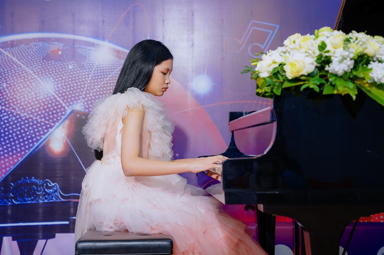 Tìm kiếm tài năng piano từ 5-18 tuổi - Ảnh 4. Tìm kiếm tài năng piano từ 5-18 tuổi - Ảnh 4.
