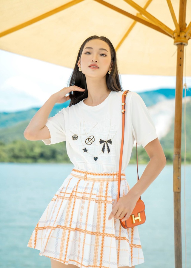 'Giải phóng' năng lượng cùng áo thun khỏe khoắn- Ảnh 6. 'Giải phóng' năng lượng cùng áo thun khỏe khoắn- Ảnh 6.