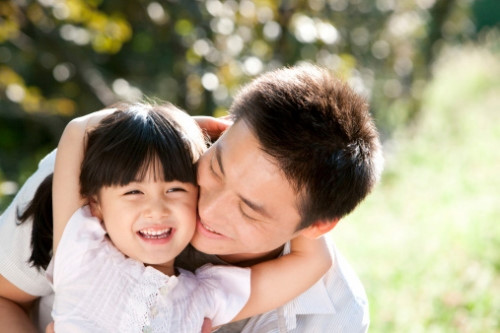 7 câu bố nên nói với trẻ mỗi ngày để tương lai con tỏa sáng- Ảnh 2. 7 câu bố nên nói với trẻ mỗi ngày để tương lai con tỏa sáng- Ảnh 2.