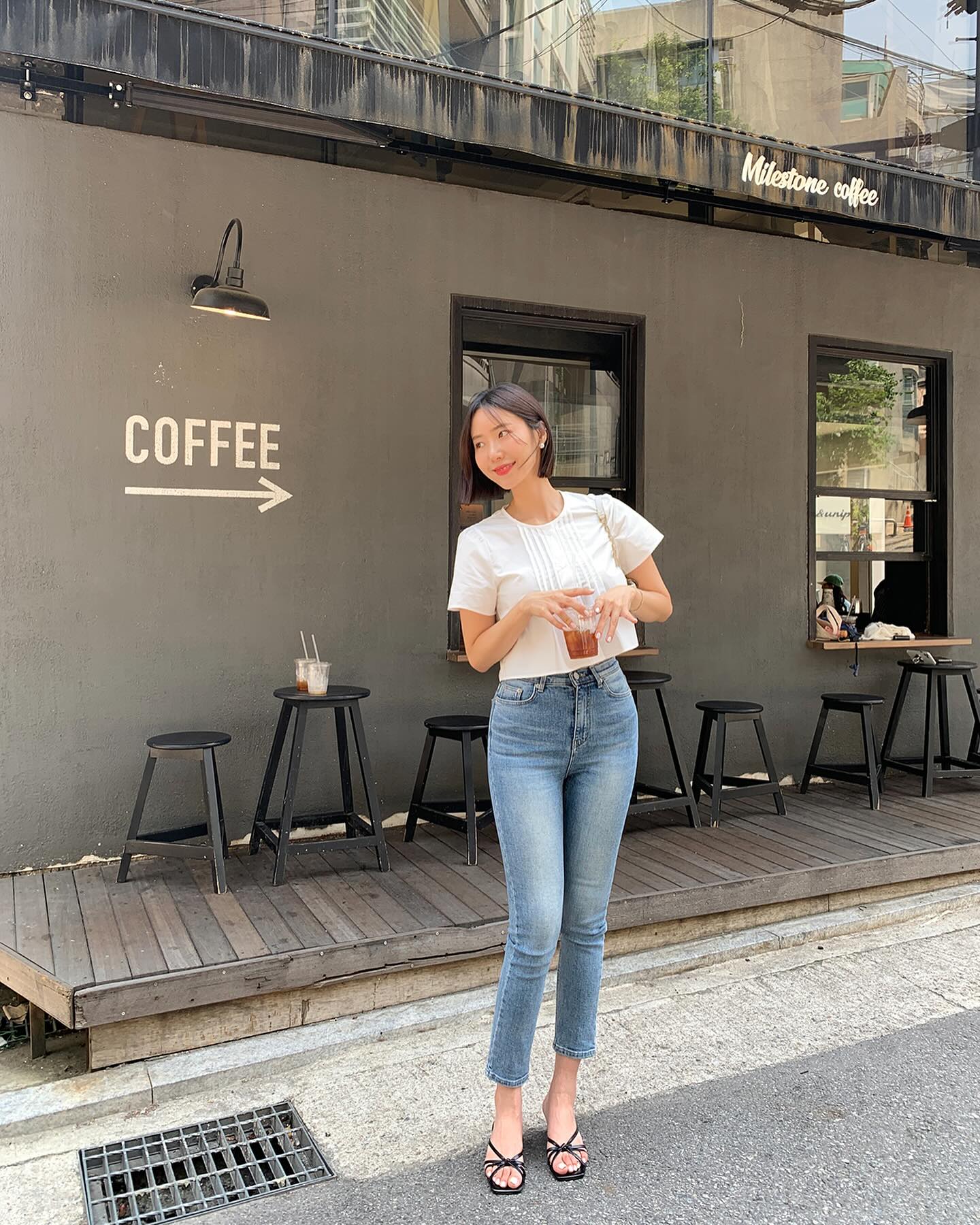 5 công thức diện đồ sành điệu dành cho nàng tóc ngắn- Ảnh 1. 5 công thức diện đồ sành điệu dành cho nàng tóc ngắn- Ảnh 1.