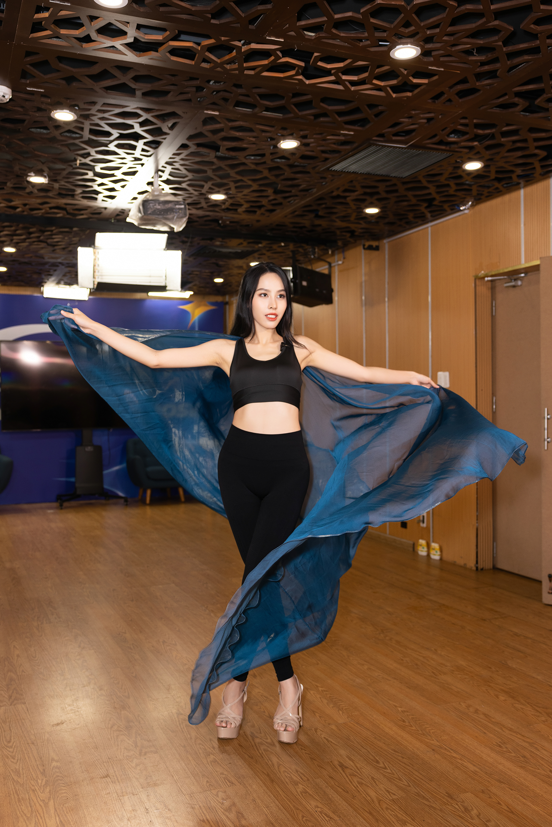 Á hậu Ngọc Hằng chuẩn bị những gì trước ngày lên đường thi Miss Intercontinental 2023 ở Ai Cập? - Ảnh 3. Á hậu Ngọc Hằng chuẩn bị những gì trước ngày lên đường thi Miss Intercontinental 2023 ở Ai Cập? - Ảnh 3.