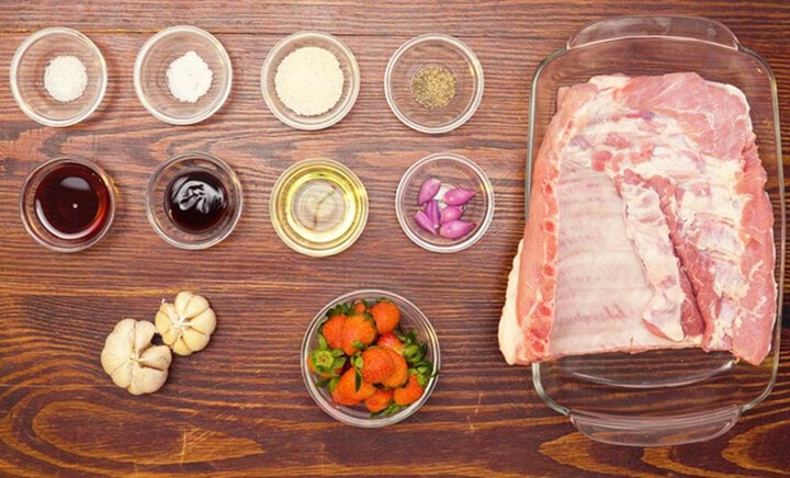 Cách làm sườn xào tỏi cực ngon tại nhà - Ảnh 1. Cách làm sườn xào tỏi cực ngon tại nhà - Ảnh 1.
