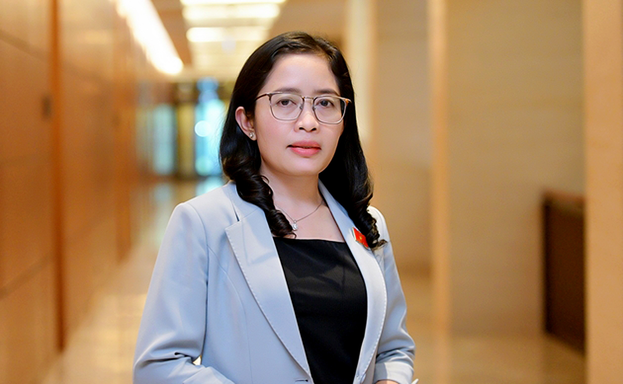 Chân dung nữ Giám đốc Sở GDĐT Đắk Lắk 47 tuổi- Ảnh 1. Chân dung nữ Giám đốc Sở GDĐT Đắk Lắk 47 tuổi- Ảnh 1.