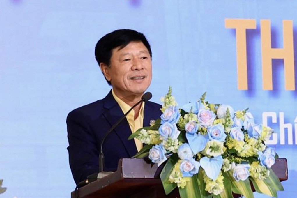 Chủ tịch Địa ốc Hoàng Quân bị tạm hoãn xuất cảnh - 1 Chủ tịch Địa ốc Hoàng Quân bị tạm hoãn xuất cảnh - 1