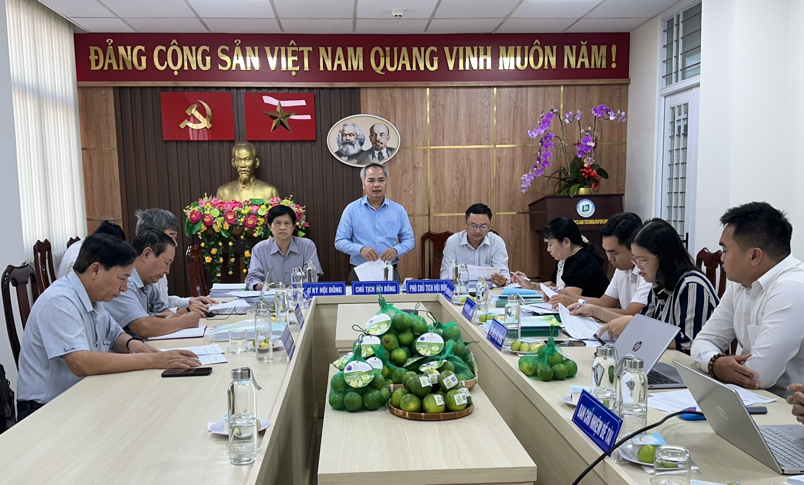 Có được tờ giấy chứng nhận quan trọng, loại quả có vị chua mang lại Có được tờ giấy chứng nhận quan trọng, loại quả có vị chua mang lại