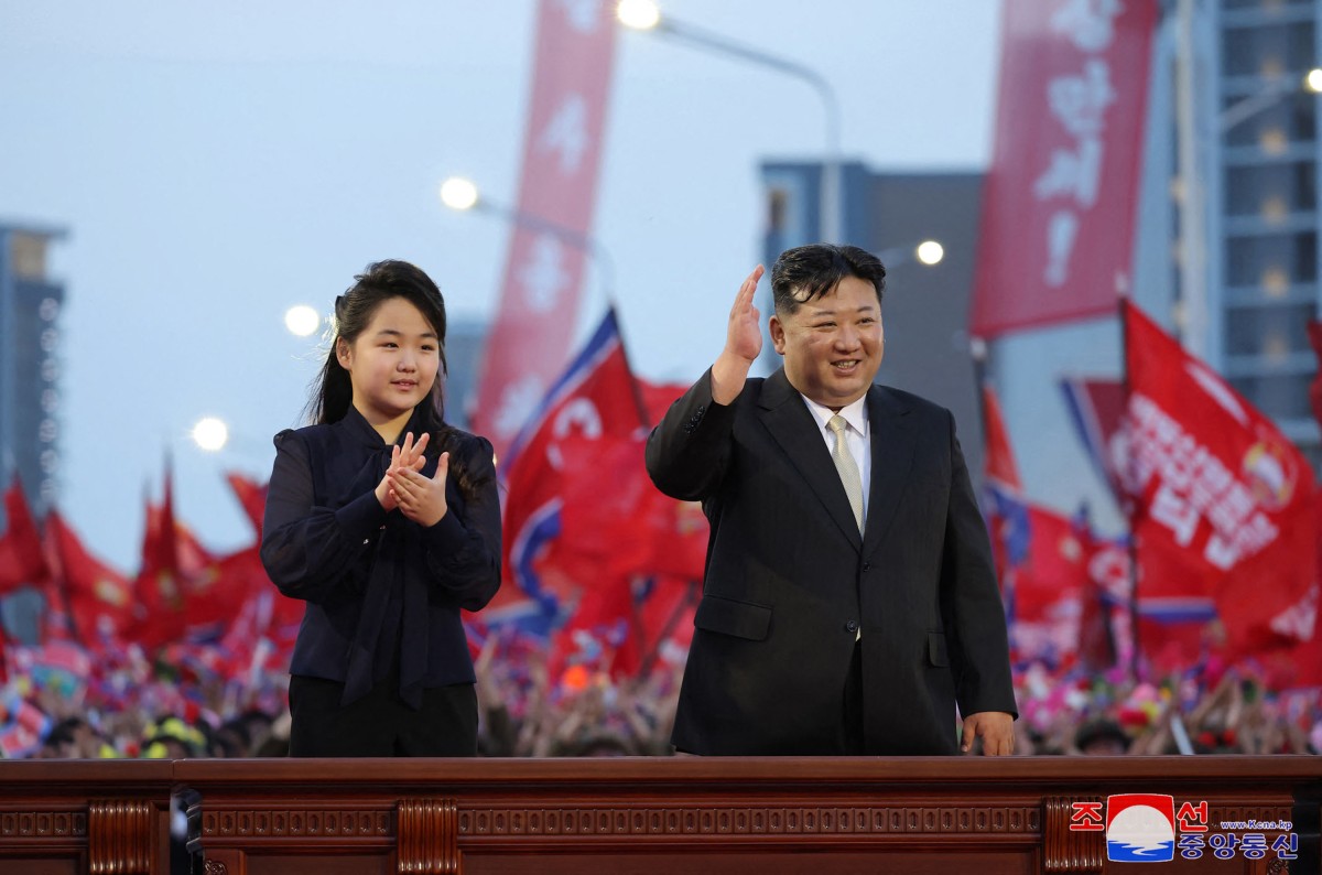 Con gái ông Kim Jong-un dự nhiều sự kiện quan trọng của Triều Tiên- Ảnh 1. Con gái ông Kim Jong-un dự nhiều sự kiện quan trọng của Triều Tiên- Ảnh 1.