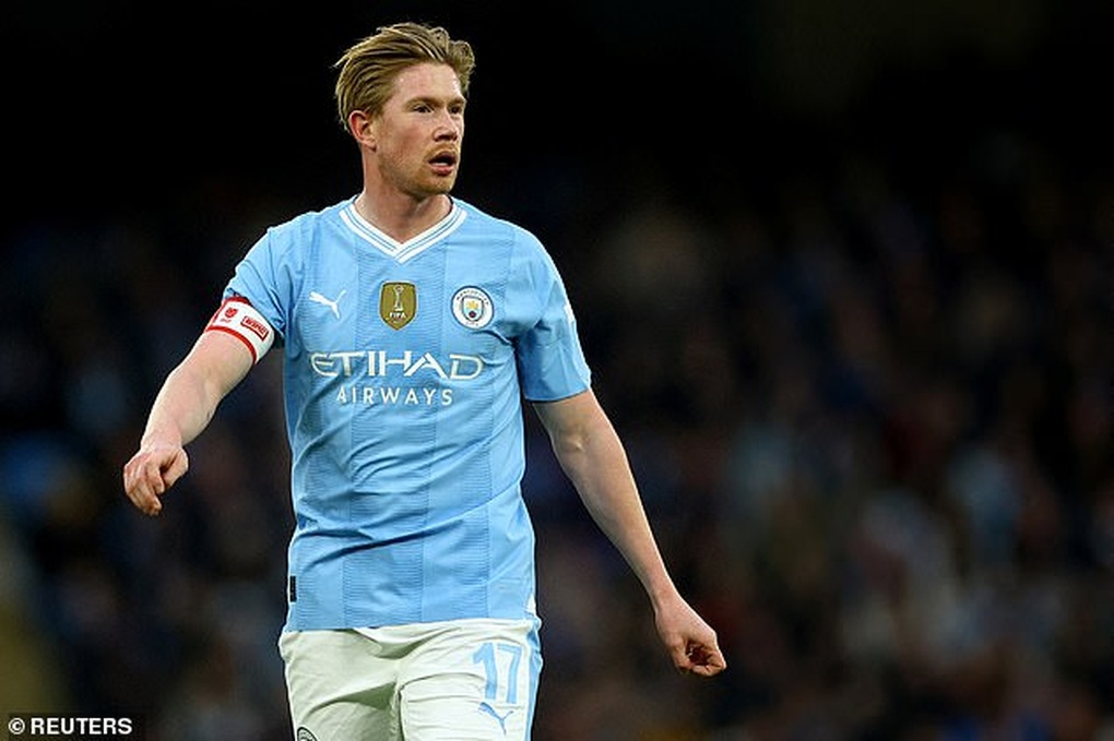 De Bruyne gây sốc khi đồng ý rời Man City - 1 De Bruyne gây sốc khi đồng ý rời Man City - 1