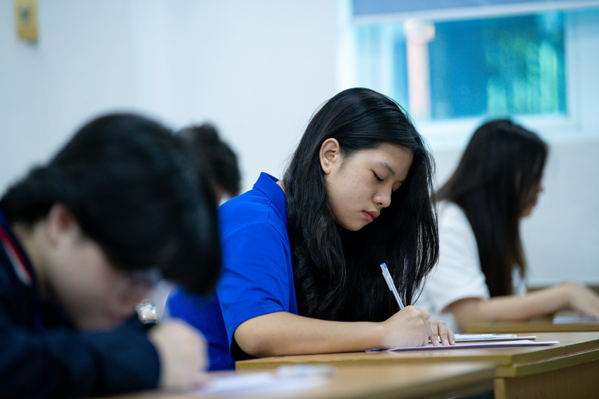 Đón xem điểm thi tốt nghiệp THPT trên Tuổi Trẻ Online từ 8h ngày 17-7- Ảnh 1. Thí sinh dự thi tốt nghiệp THPT 2024 vừa qua - Ảnh: NAM TRẦN