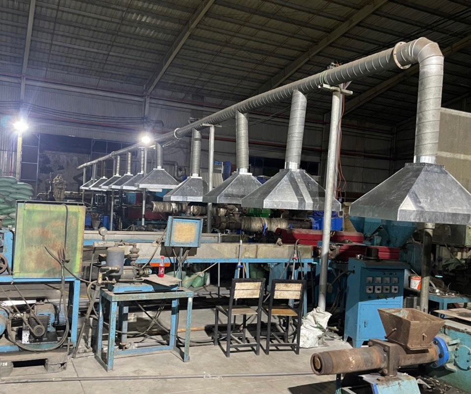 Đua nhau rao bán nhà xưởng cỡ nhỏ - Ảnh 1. Đua nhau rao bán nhà xưởng cỡ nhỏ - Ảnh 1.