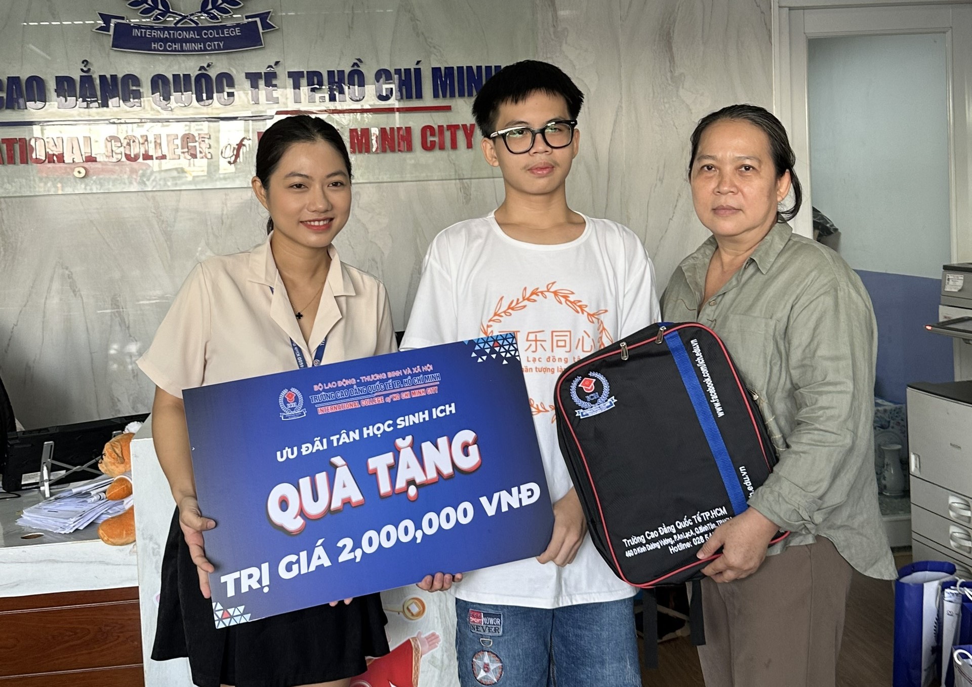 Giải tỏa áp lực thi tuyển sinh lớp 10 bằng việc chọn trường nghề cho con- Ảnh 1. Giải tỏa áp lực thi tuyển sinh lớp 10 bằng việc chọn trường nghề cho con- Ảnh 1.