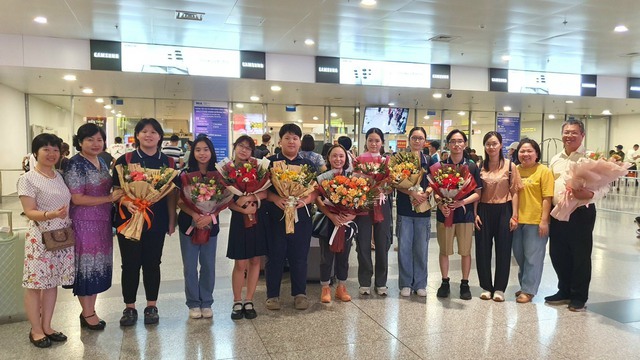 Học sinh Ngô Sĩ Liên đạt thành tích cao tại Triển lãm thiết kế, ý tưởng và phát minh năm 2024 tại Nhật Bản - Ảnh 10. Học sinh Ngô Sĩ Liên đạt thành tích cao tại Triển lãm thiết kế, ý tưởng và phát minh năm 2024 tại Nhật Bản - Ảnh 10.