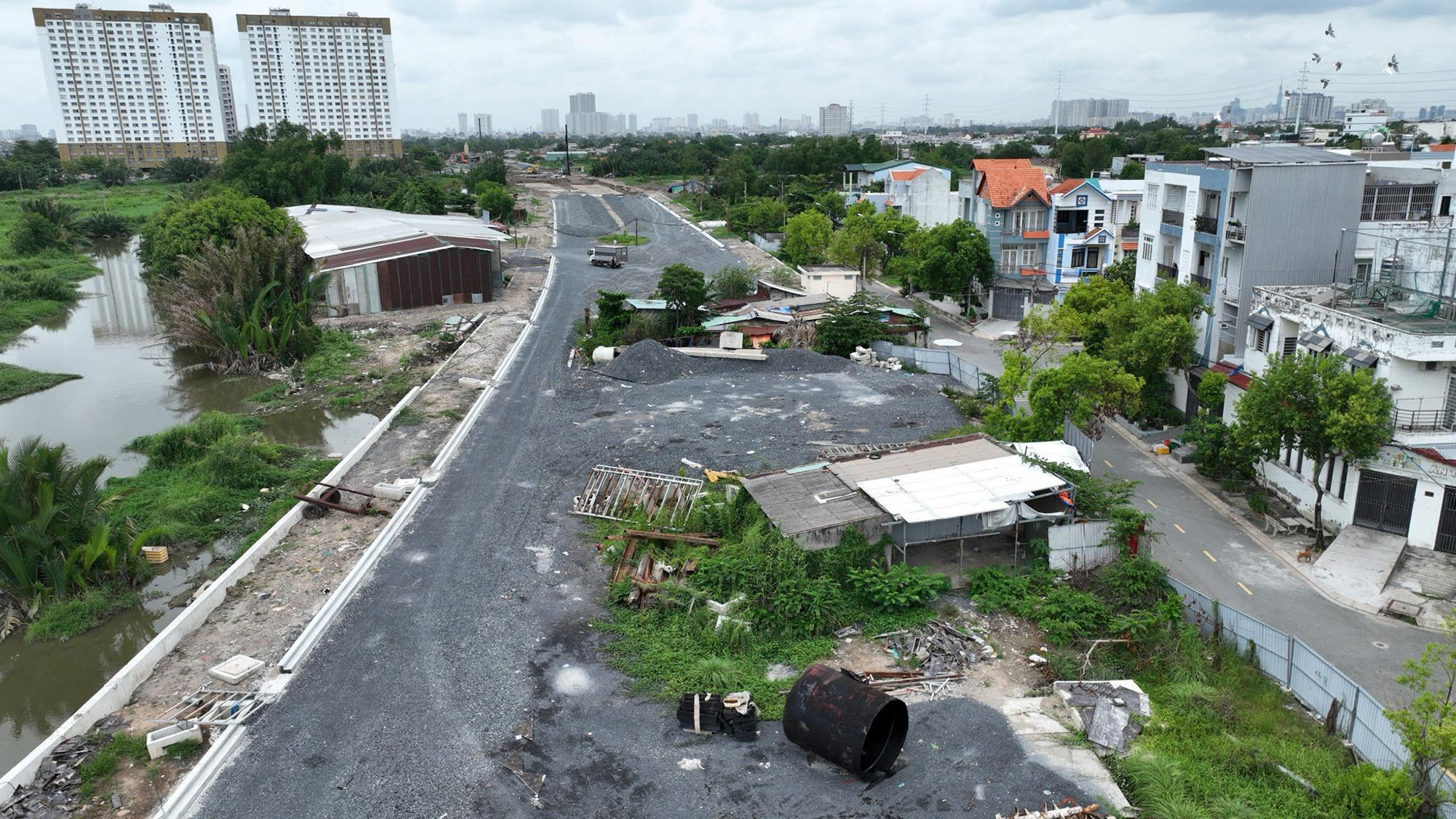 TP.HCM: Hồi sinh loạt dự án giao thông “treo” hàng thập kỷ- Ảnh 1. TP.HCM: Hồi sinh loạt dự án giao thông “treo” hàng thập kỷ- Ảnh 1.