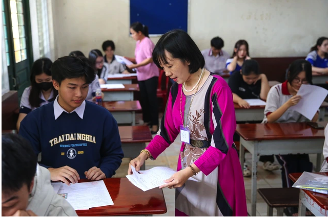 Hơn 733.000 thí sinh đăng ký xét tuyển đại học 2024- Ảnh 1. Hơn 733.000 thí sinh đăng ký xét tuyển đại học 2024- Ảnh 1.
