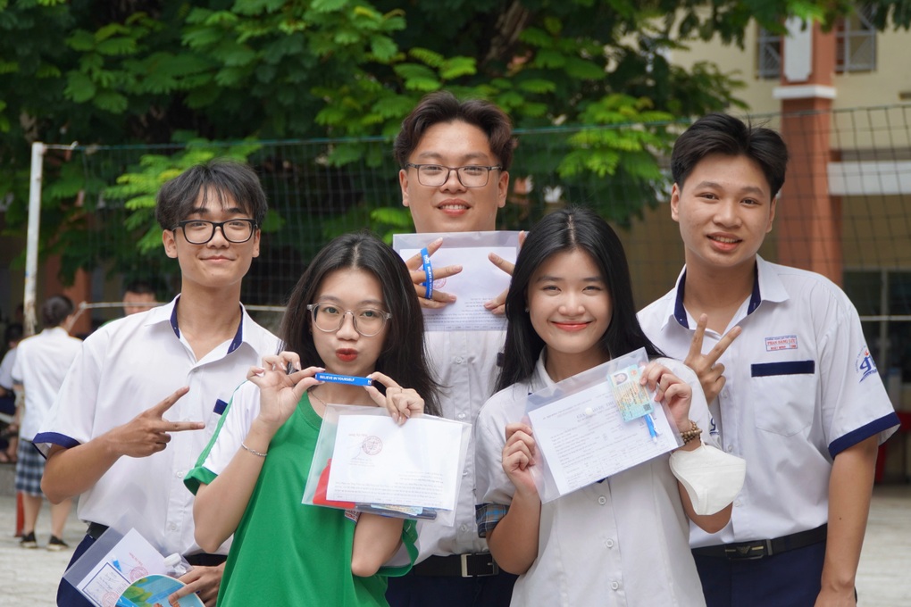 Hướng dẫn nhập học lớp 10 tại TPHCM năm học 2024-2025, một điểm mới - 1 Hướng dẫn nhập học lớp 10 tại TPHCM năm học 2024-2025, một điểm mới - 1