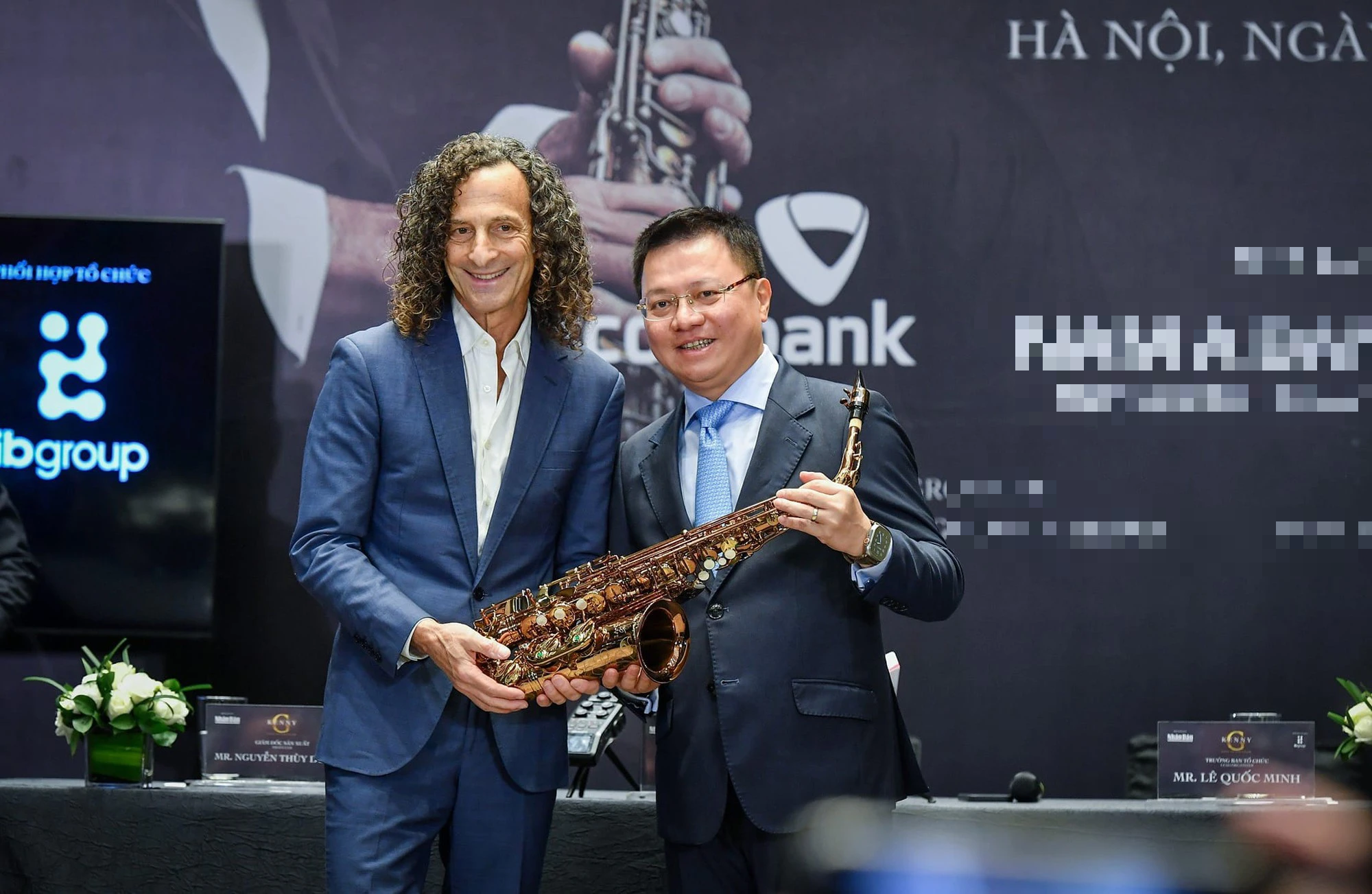 Kenny G tiết lộ những gì về mái tóc xoăn dài và kế hoạch khám phá Việt Nam? - Ảnh 2. Kenny G tiết lộ những gì về mái tóc xoăn dài và kế hoạch khám phá Việt Nam? - Ảnh 2.