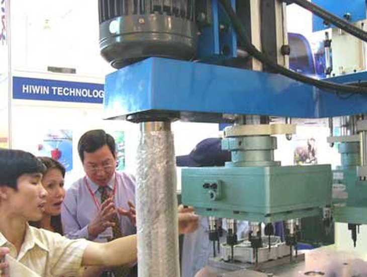Khám phá công nghệ mới nhất ngành cơ khí tại MTA Vietnam 2024- Ảnh 3. Triển lãm quốc tế 'MTA Vietnam 2005'