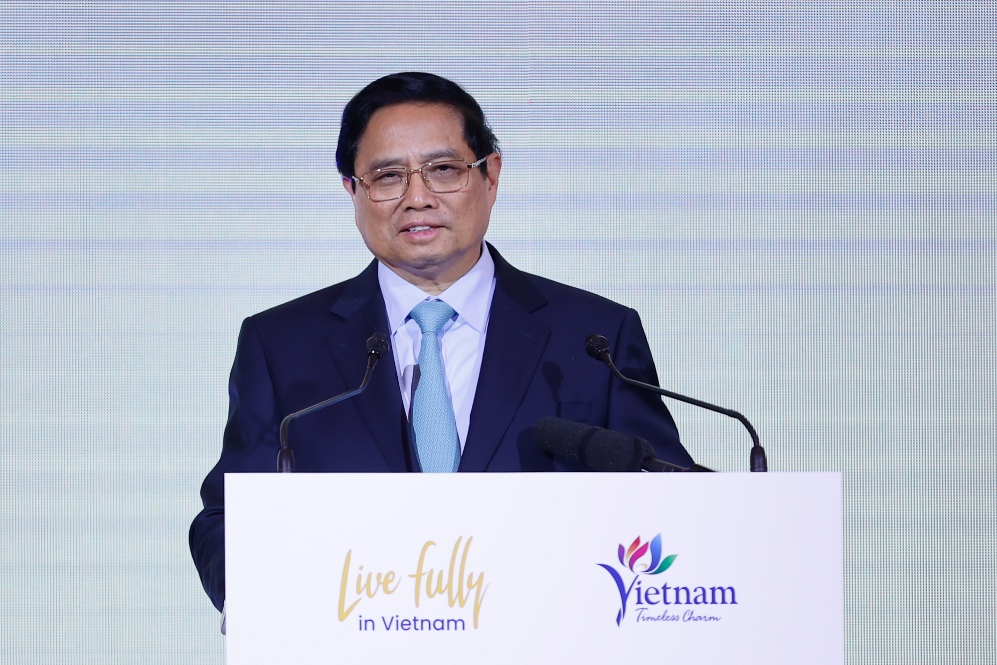 Thủ tướng: Không ngày nào các kênh truyền hình ở Việt Nam không có các phim Hàn Quốc - Ảnh 1. Thủ tướng: Không ngày nào các kênh truyền hình ở Việt Nam không có các phim Hàn Quốc - Ảnh 1.