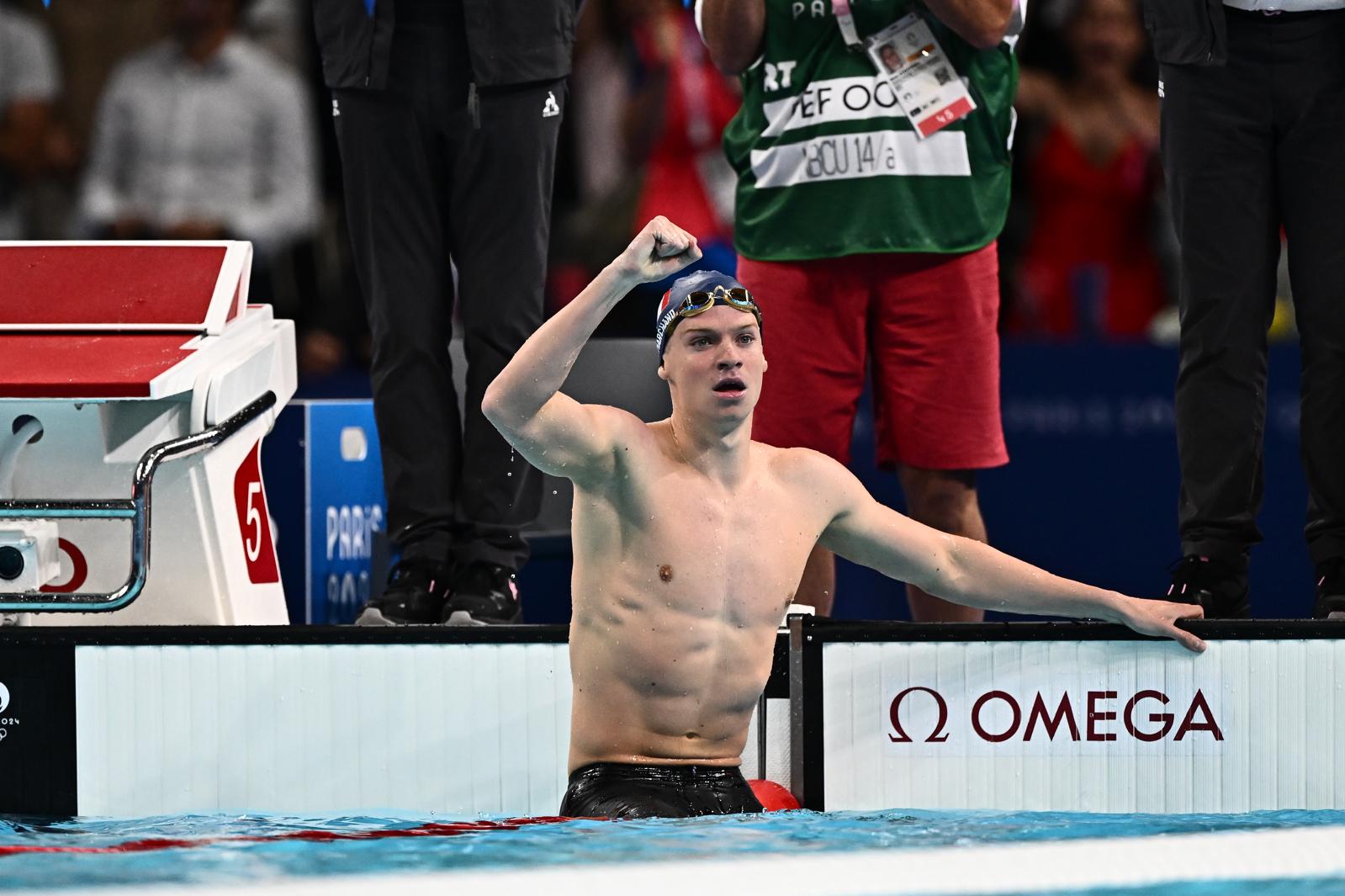 Kình ngư người Pháp phá kỷ lục Olympic ngay trước mắt Michael Phelps- Ảnh 2. Kình ngư người Pháp phá kỷ lục Olympic ngay trước mắt Michael Phelps- Ảnh 2.