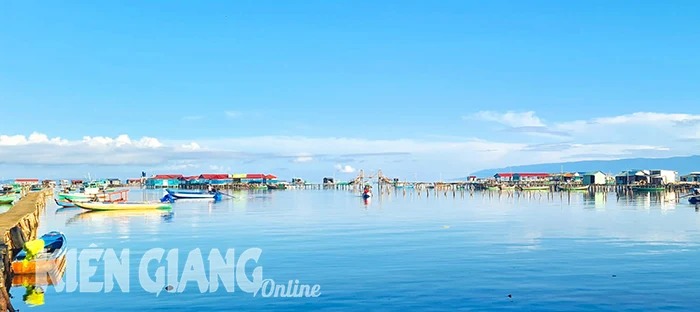 Đây là hòn đảo ở Kiên Giang được quốc tế bình chọn đẹp số 2, khách du lịch bắt được 2 con cá to bự- Ảnh 1. Đây là hòn đảo ở Kiên Giang được quốc tế bình chọn đẹp số 2, khách du lịch bắt được 2 con cá to bự- Ảnh 1.