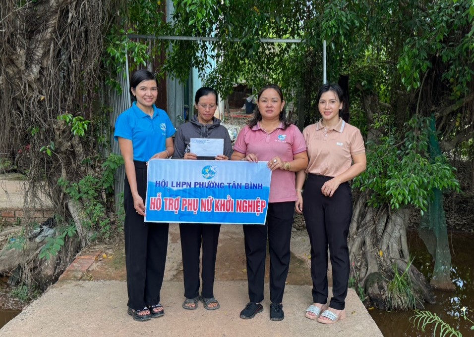Người cán bộ Hội luôn tìm cách hỗ trợ chị em khởi nghiệp- Ảnh 1. Người cán bộ Hội luôn tìm cách hỗ trợ chị em khởi nghiệp- Ảnh 1.