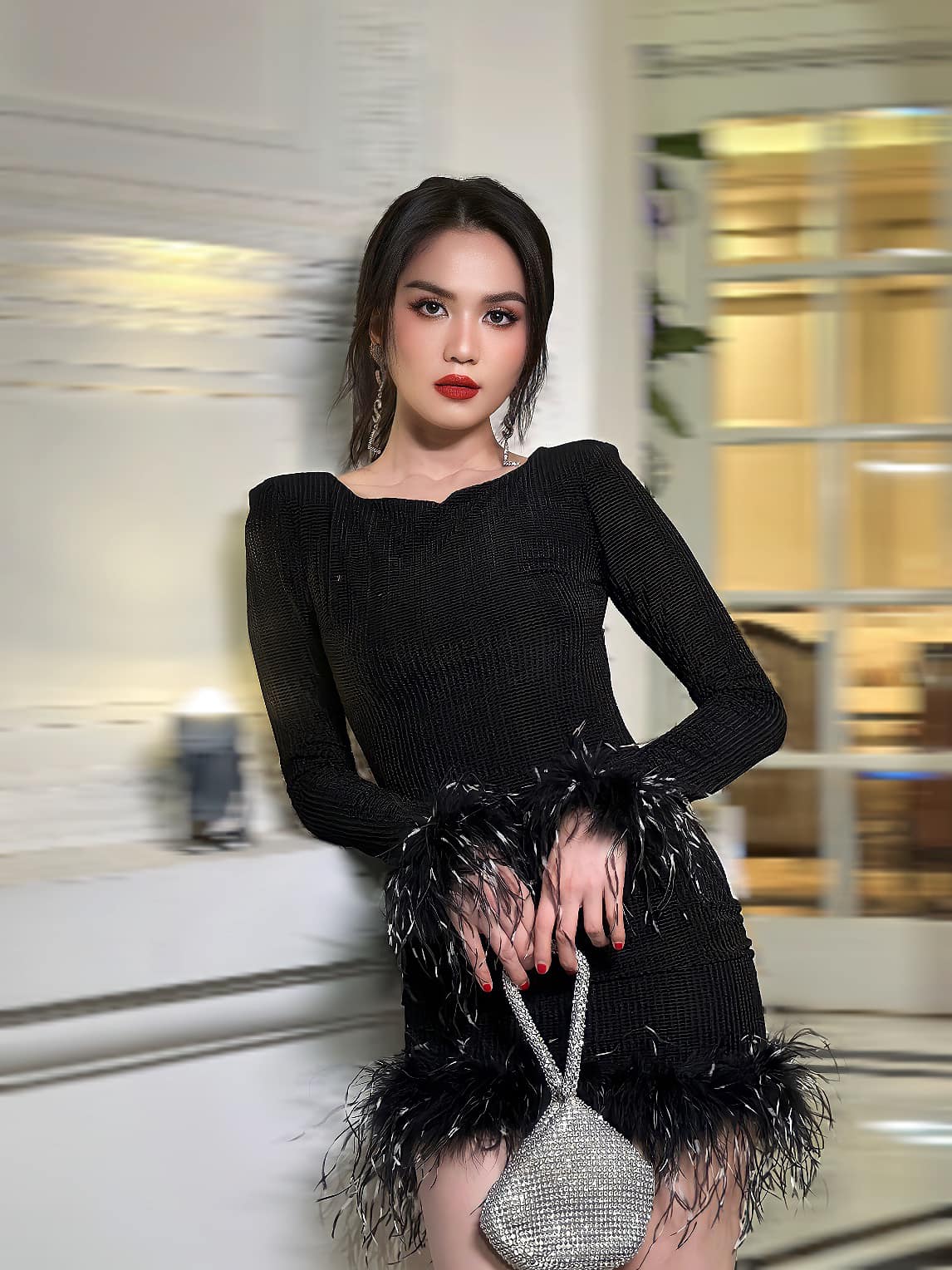 Loạt phát ngôn về tình yêu, đại gia từng gây sốc của người mẫu Ngọc Trinh bất ngờ bị "đào lại" - Ảnh 1. Loạt phát ngôn về tình yêu, đại gia từng gây sốc của người mẫu Ngọc Trinh bất ngờ bị "đào lại" - Ảnh 1.