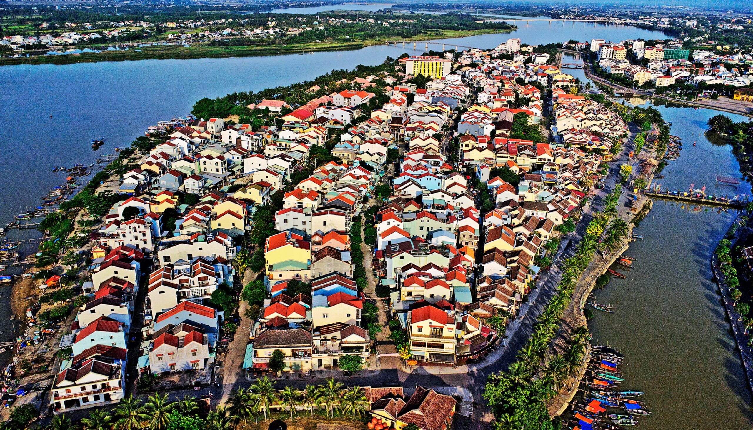 PHO-CO-HOI-AN-TOAN-CANH-7_6_11zon - Vietnam.vn