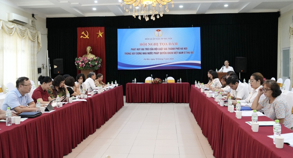 Quang cảnh tọa đàm