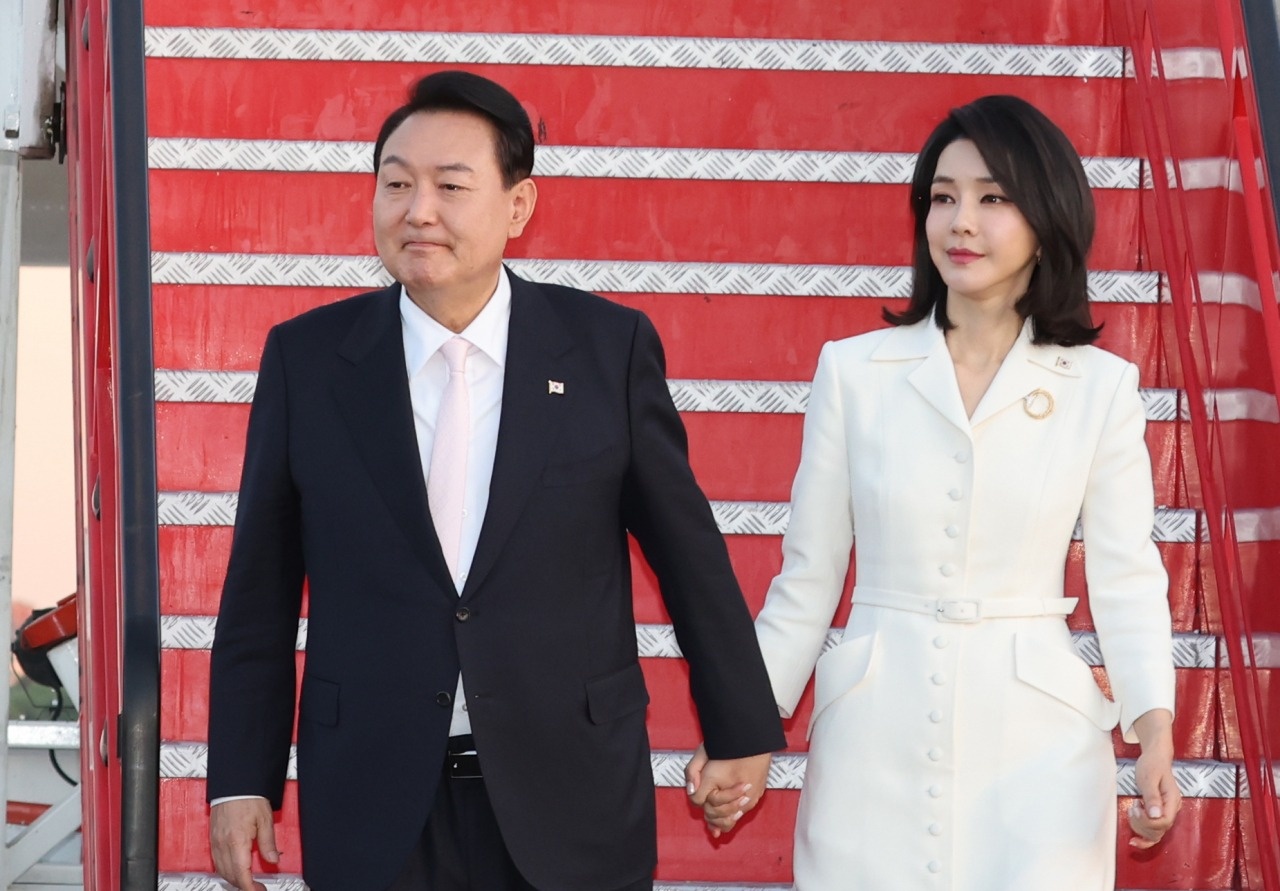 Phong cách thời trang đẳng cấp của đệ nhất phu nhân Hàn Quốc Kim Keon Hee - Ảnh 1. Phong cách thời trang đẳng cấp của đệ nhất phu nhân Hàn Quốc Kim Keon Hee - Ảnh 1.