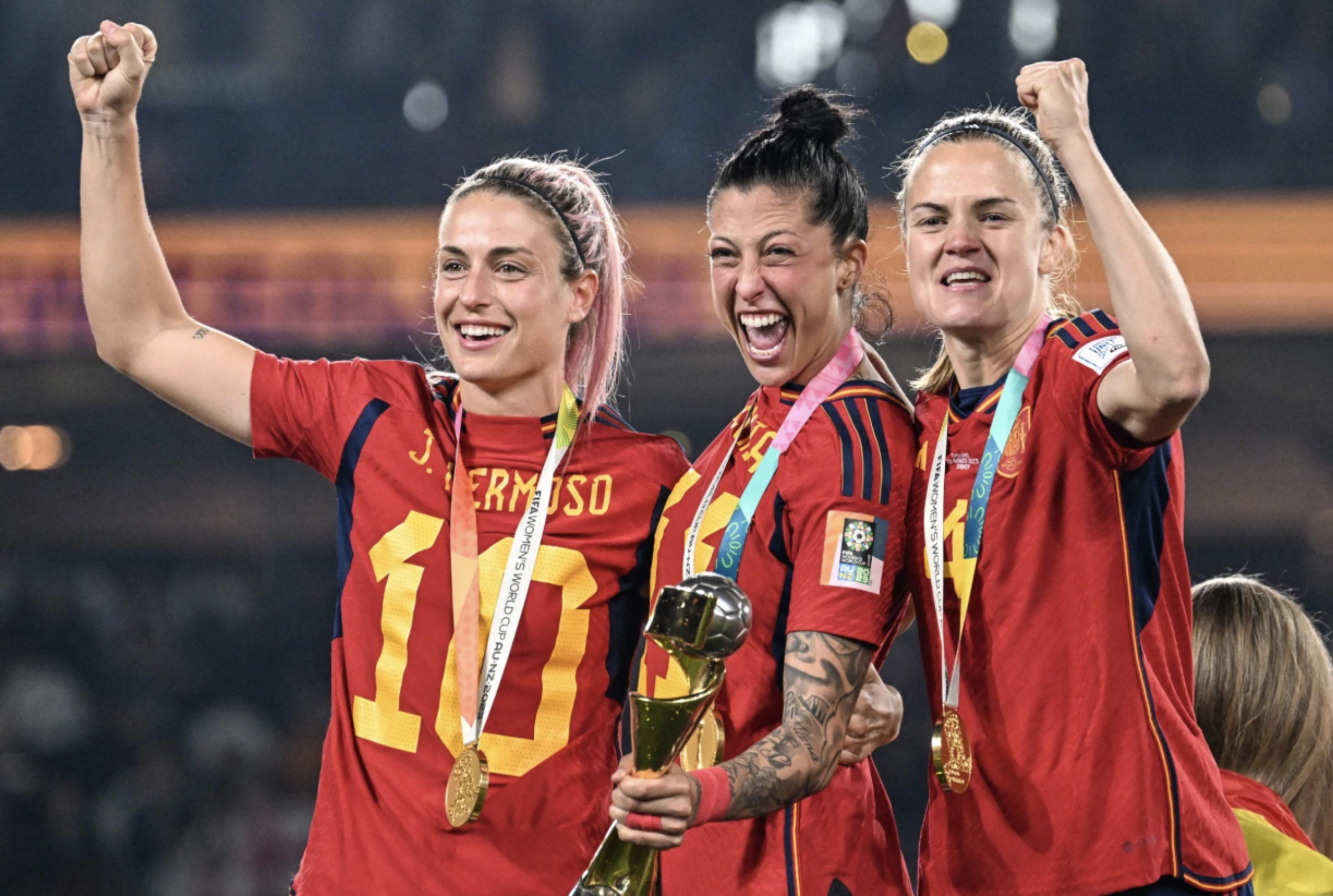 Lịch thi đấu bóng đá nữ Olympic: Sân chơi khó hơn... World Cup, chờ đợi kịch tính- Ảnh 1. Lịch thi đấu bóng đá nữ Olympic: Sân chơi khó hơn... World Cup, chờ đợi kịch tính- Ảnh 1.