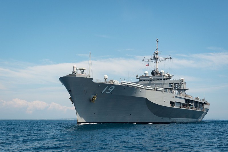 Tàu USS Blue Ridge. Ảnh: ĐSQ Mỹ