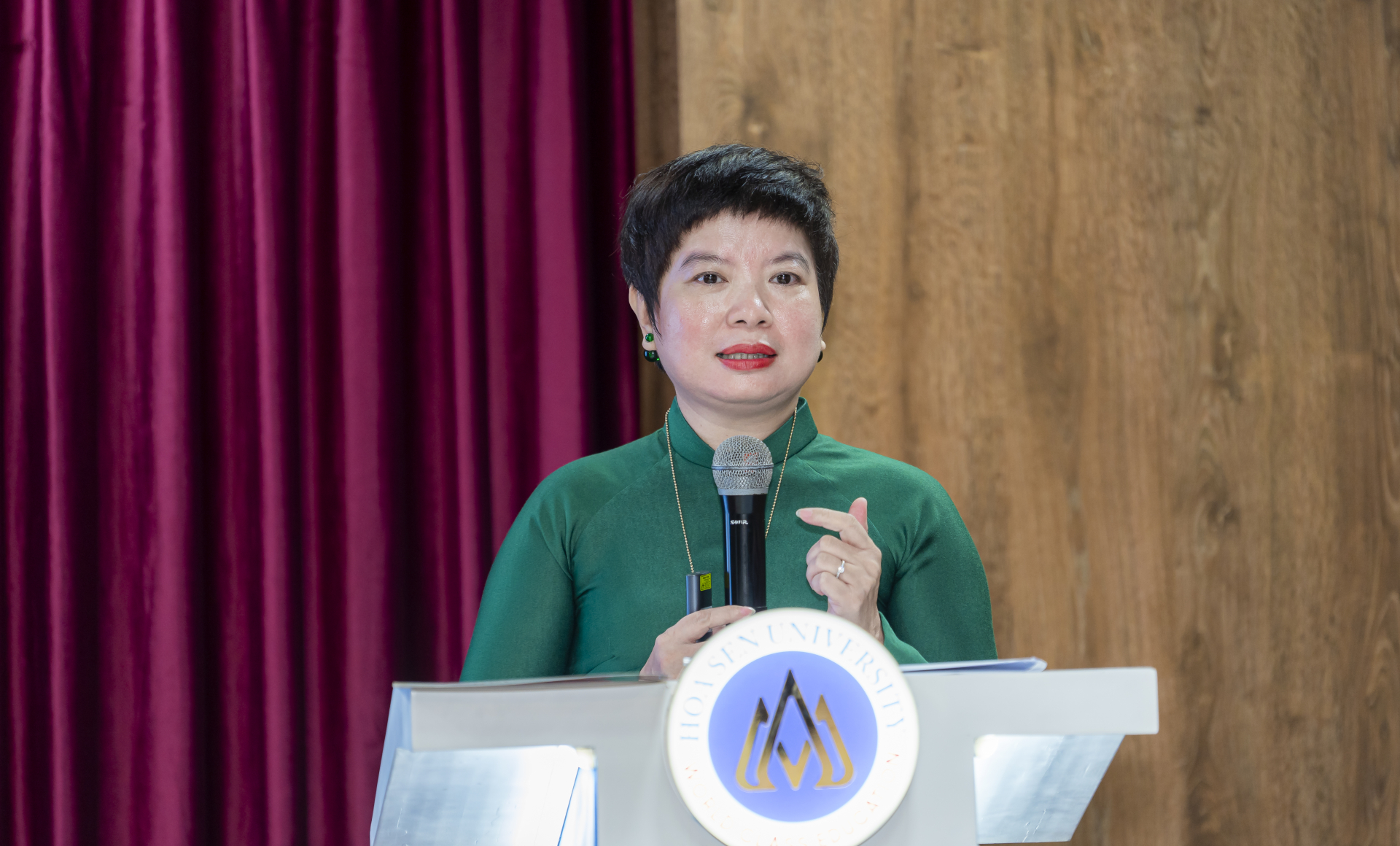 thach thuc dao van tu ai cua nguoi lam bao chi truyen thong trong ky nguyen so hinh 1